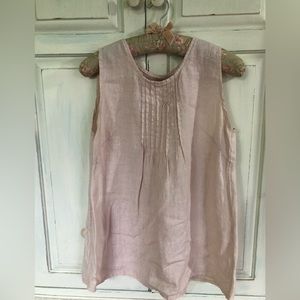 Sweet linen tank-perfect for summer!